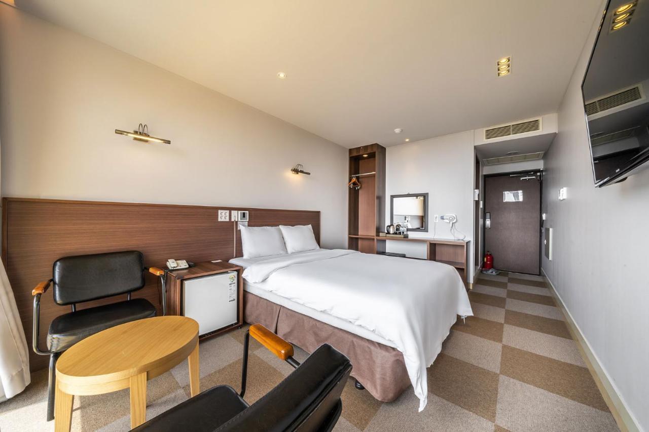Sunrise Hotel Jungmun Branch Seogwipo Zewnętrze zdjęcie